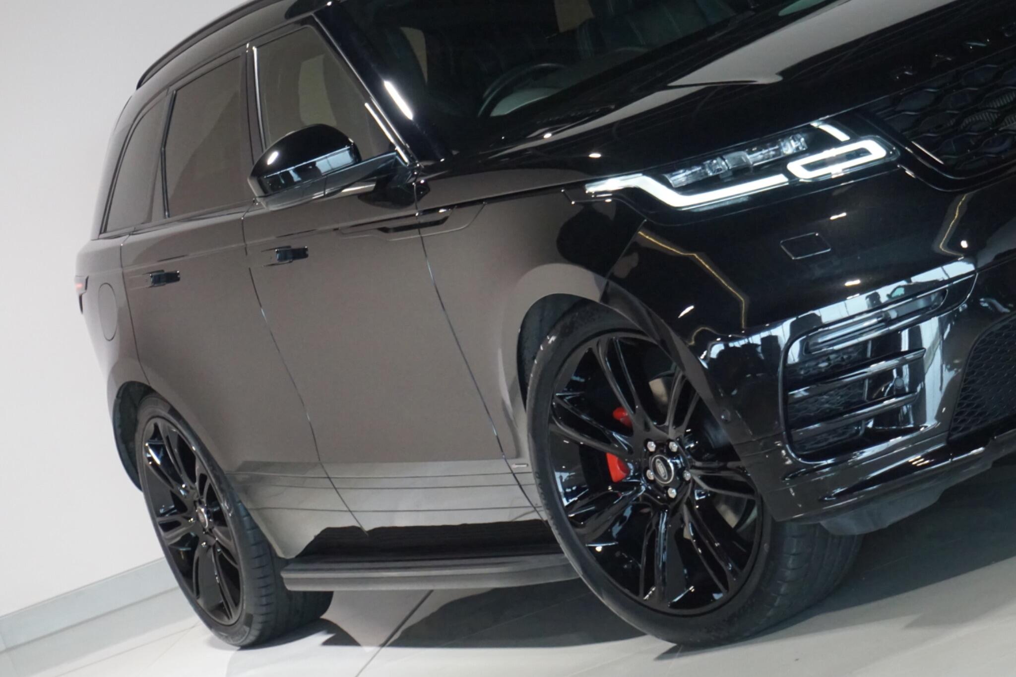 Land Rover Range Rover Velar 3.0 SD6 V6 R-Dynamic HSE SUV 5dr Diesel Auto 4WD Euro 6 (s/s) (300 ps)